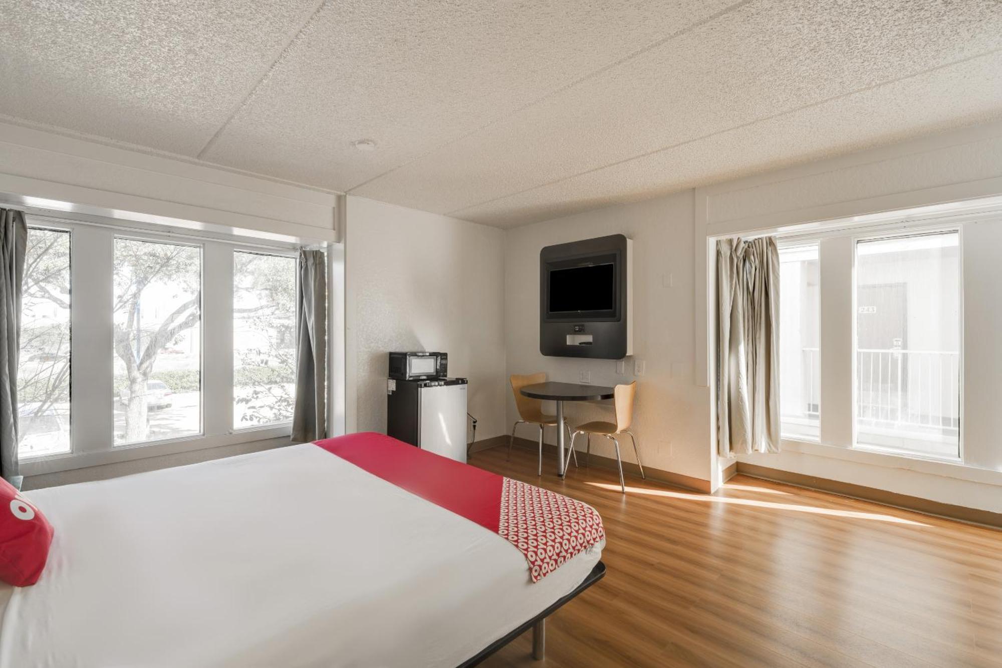 โอโย โฮเทล ฮูสตัน เคที ฟรีเวย์ Hotel ภายนอก รูปภาพ